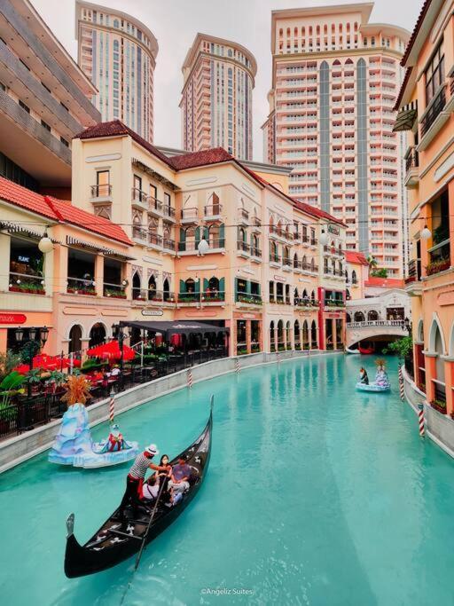 New Modern Venice Best View And Balcony, Fast Wifi At Mckinley Hill 1Br Interconnected To Venice Grand Canal Mall Manila Zewnętrze zdjęcie